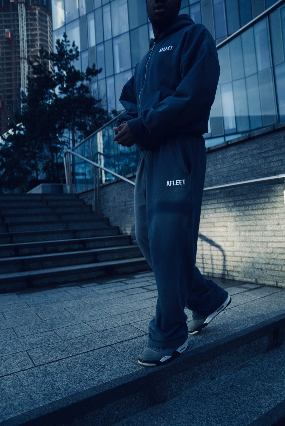 Navy Heavyweight Joggers.