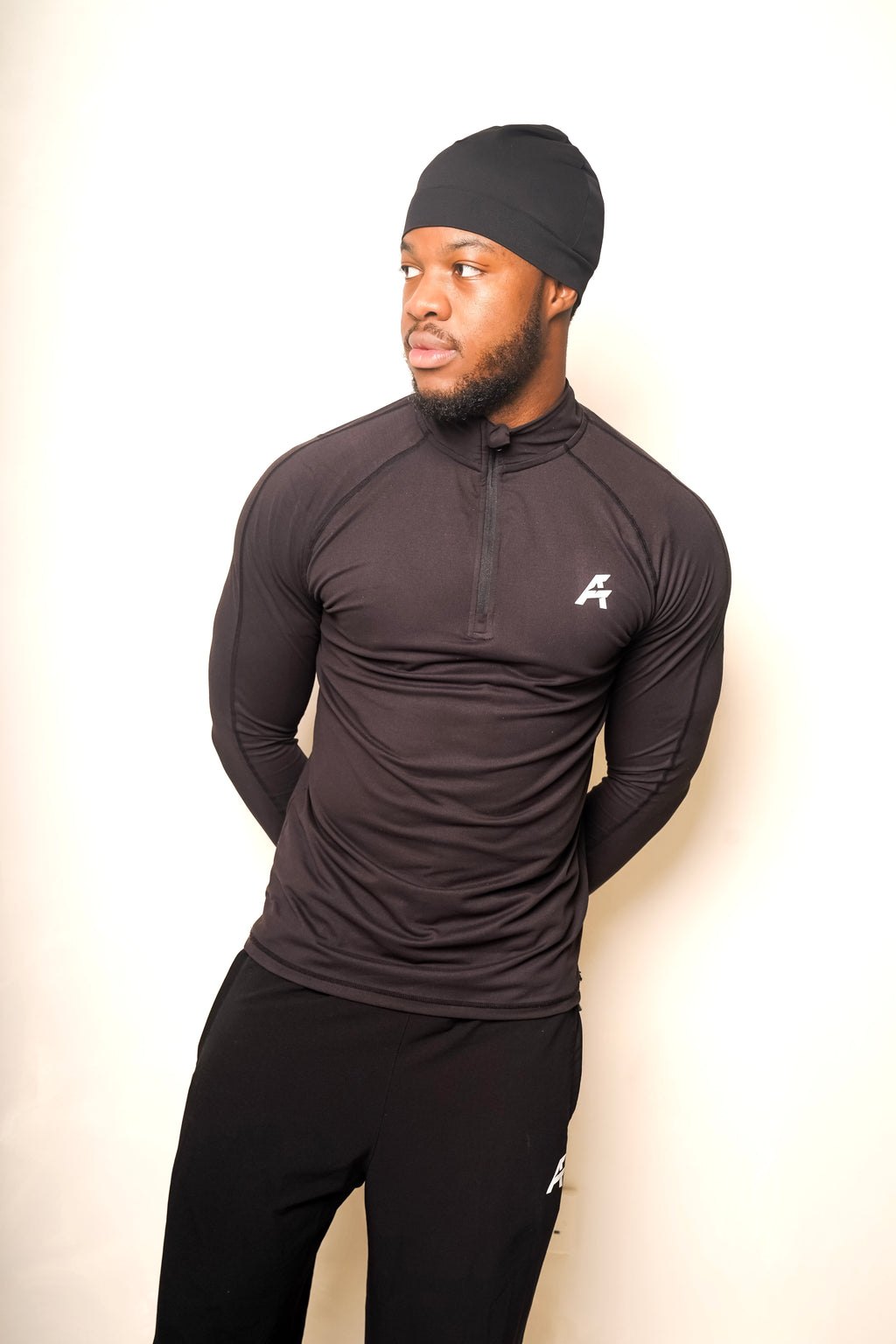 Core Quater Zip - Black