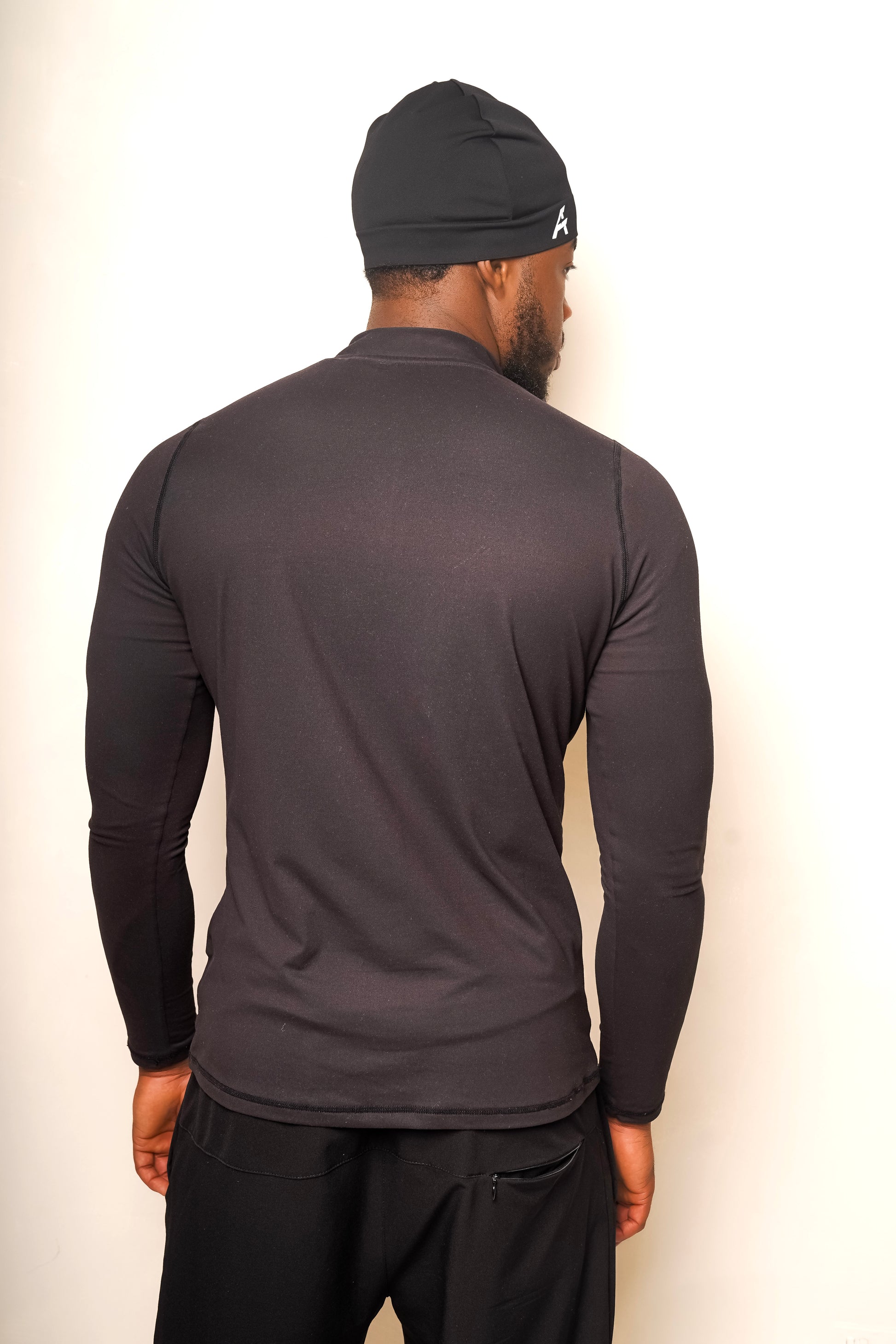 Core Quater Zip - Black